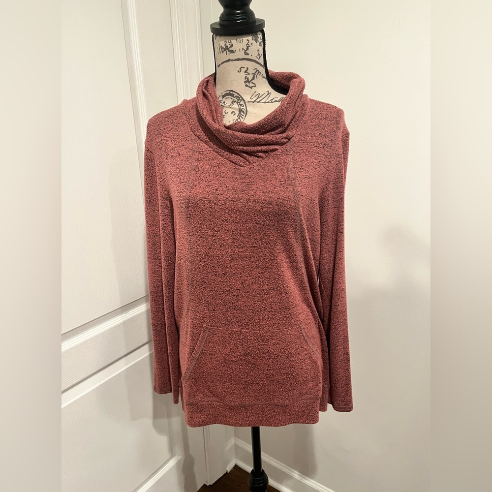 Pink sweater- one of the most comfortable sweatshirts ever